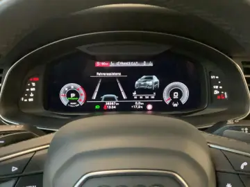 AUDI Q8 S-Line 50TDI Quattro Tiptronic AHK Luft.