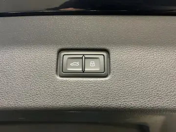 AUDI Q8 S-Line 50TDI Quattro Tiptronic AHK Luft.