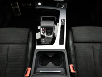 AUDI Q5 Sportback 40TDI qu S line ACC