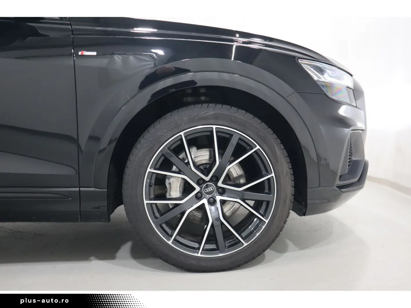 AUDI Q8 55 TFSI quattro S-Line B&O Matrix