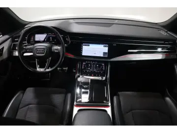 AUDI Q8 55 TFSI quattro S-Line B&O Matrix