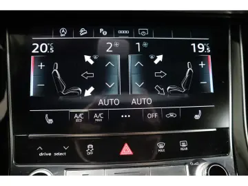 AUDI Q8 55 TFSI quattro S-Line B&O Matrix