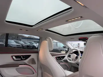 MERCEDES-BENZ EQS 580 AMG Line 4-Matic Panoramdach B&hellip;