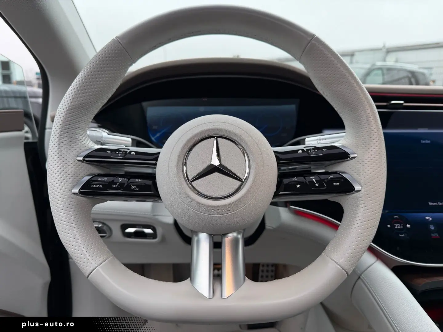 MERCEDES-BENZ EQS 580 AMG Line 4-Matic Panoramdach B&hellip;