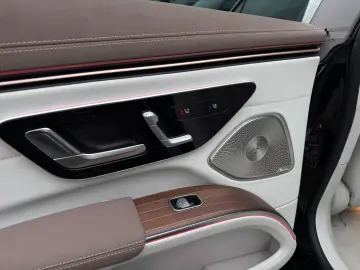 MERCEDES-BENZ EQS 580 AMG Line 4-Matic Panoramdach B&hellip;