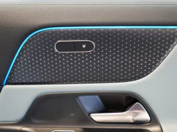 MERCEDES-BENZ EQA 350 4M AMG Line Night sage CarPlay&hellip;