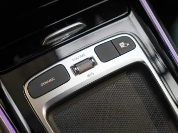 MERCEDES-BENZ EQA 350 4M AMG Line Night sage CarPlay&hellip;