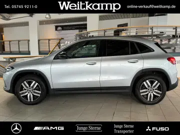 MERCEDES-BENZ EQA 300 4M Night-Paket Keyless AHK Mem&hellip;