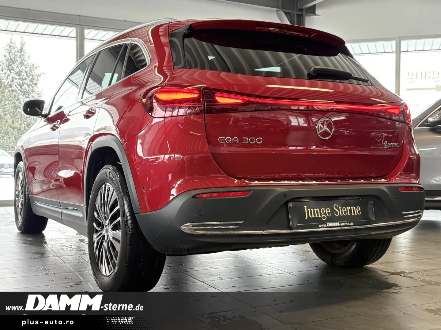 MERCEDES-BENZ EQA 300 4M ElectricArt   AHK Pano MEMO&hellip;