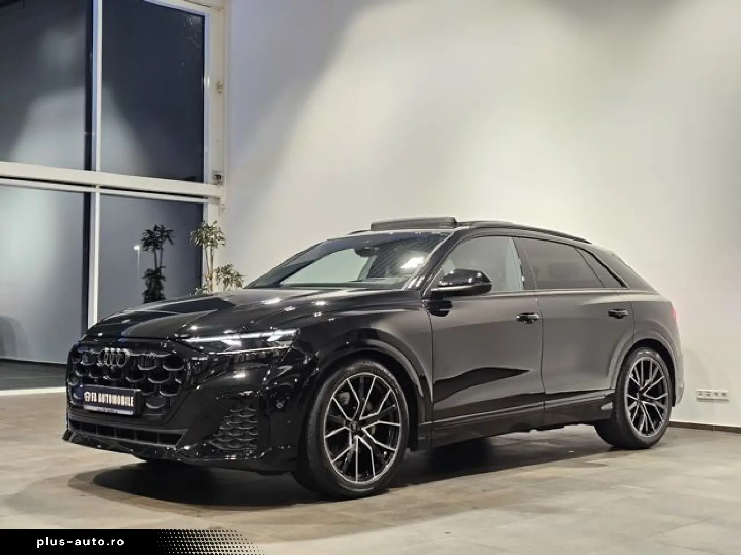 AUDI Q8 50 TDI S Line Black Pano Matrix Softc.Hud 22