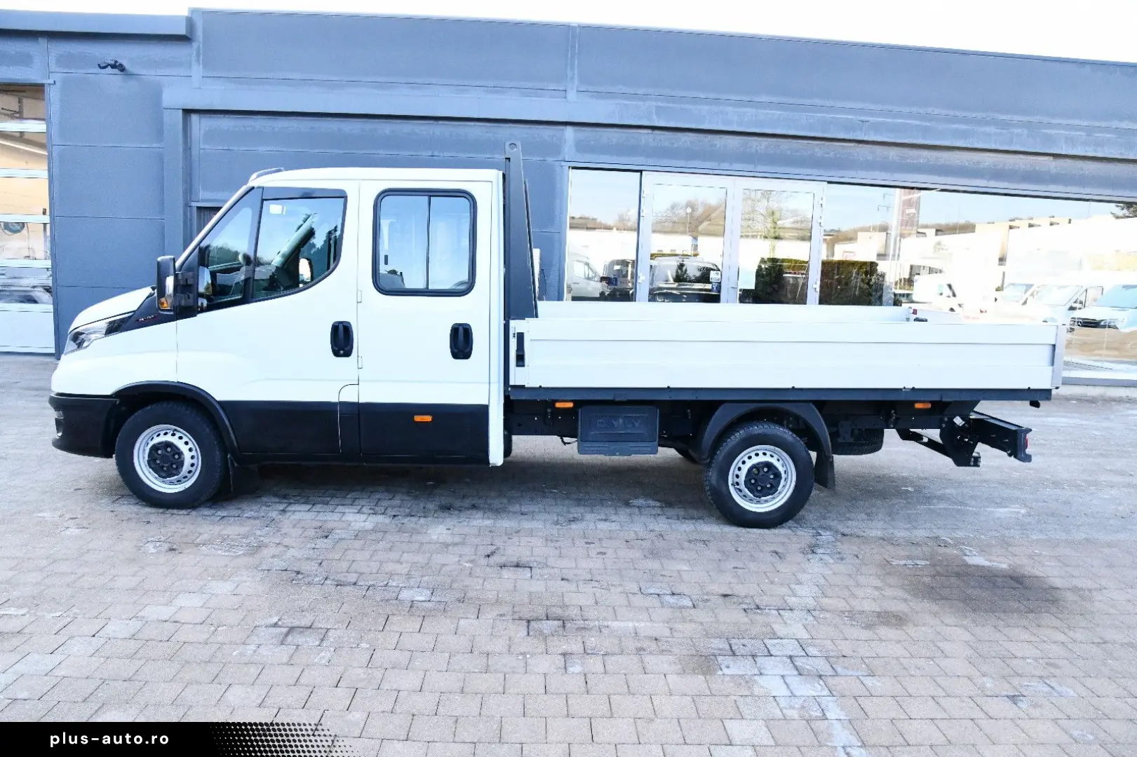 IVECO Daily 35C160 Pritsche   DOKA 3 0 Diesel AHK 3 5T