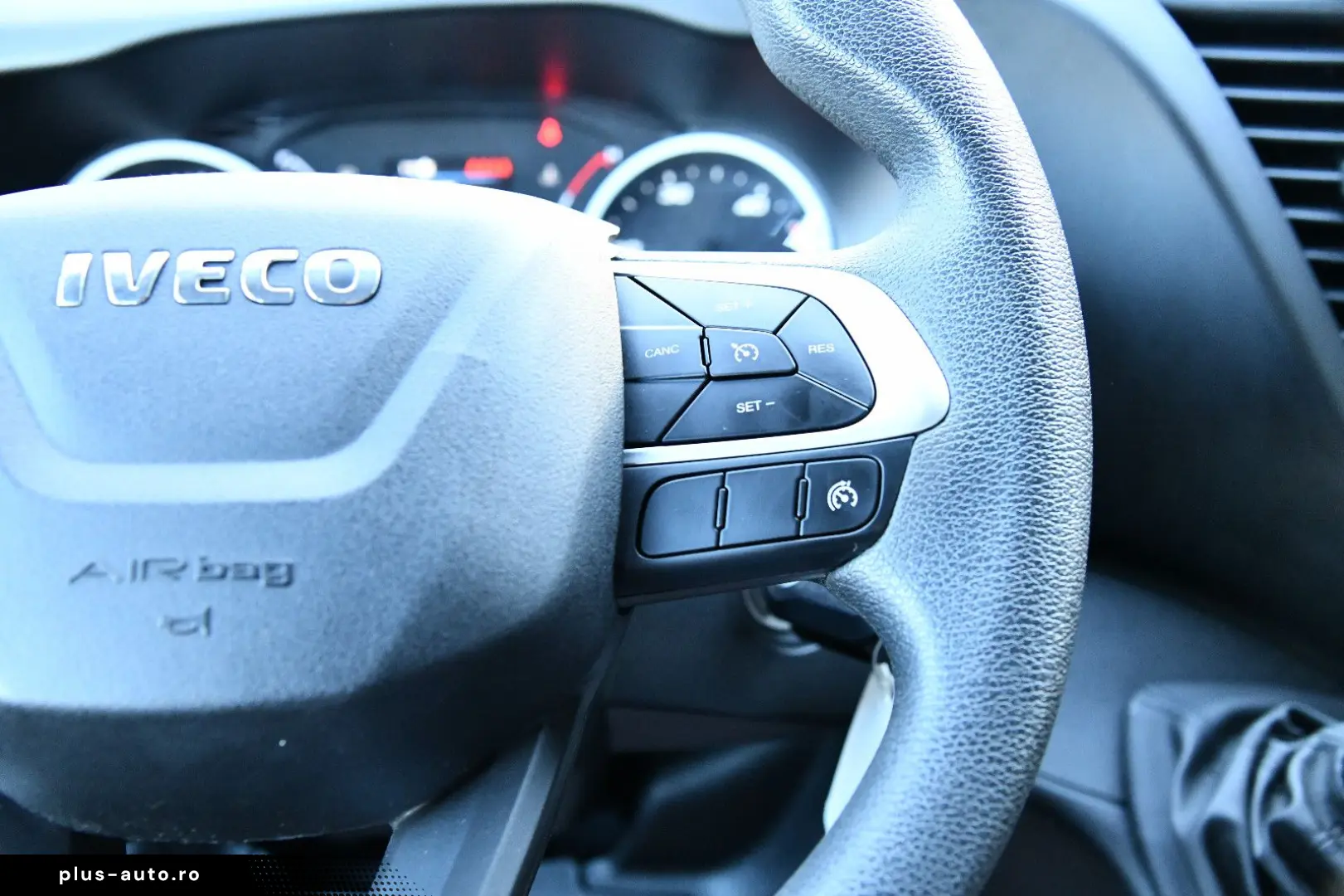 IVECO Daily 35C160 Pritsche   DOKA 3 0 Diesel AHK 3 5T