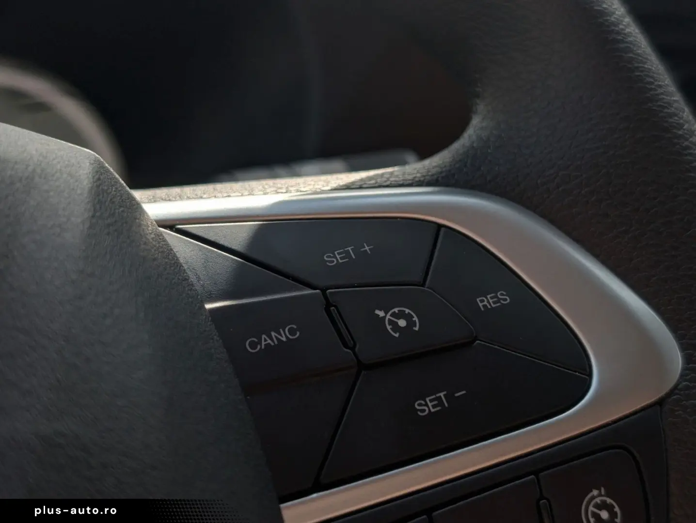 IVECO DAILY 35S16V L4H2 Kamera Navi Tempomat Klima AHK