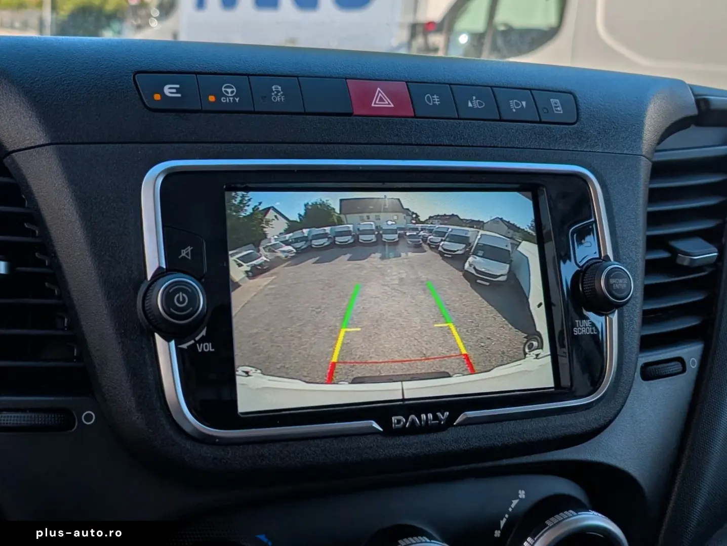 IVECO DAILY 35S16V L4H2 Kamera Navi Tempomat Klima AHK