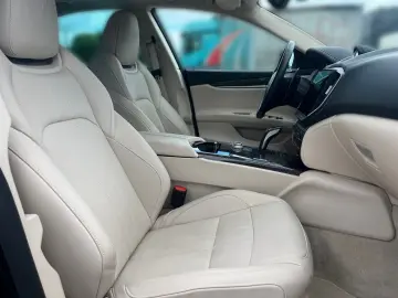 MASERATI Ghibli Modena Q4 MY23 CARBON-PACK   FUORISERIE