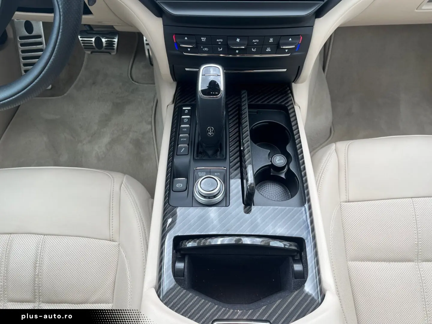 MASERATI Ghibli Modena Q4 MY23 CARBON-PACK   FUORISERIE