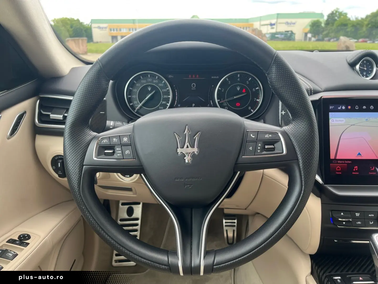 MASERATI Ghibli Modena Q4 MY23 CARBON-PACK   FUORISERIE