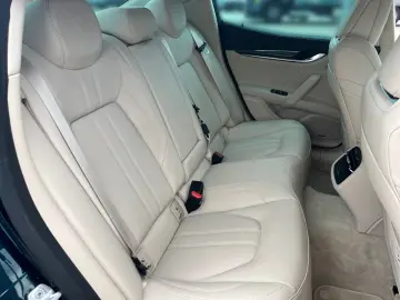 MASERATI Ghibli Modena Q4 MY23 CARBON-PACK   FUORISERIE