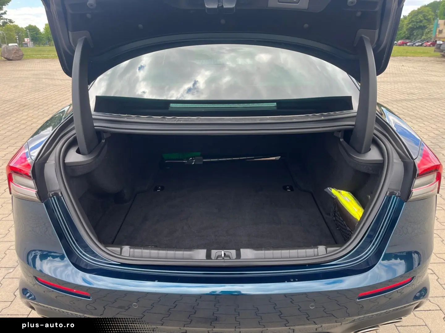 MASERATI Ghibli Modena Q4 MY23 CARBON-PACK   FUORISERIE