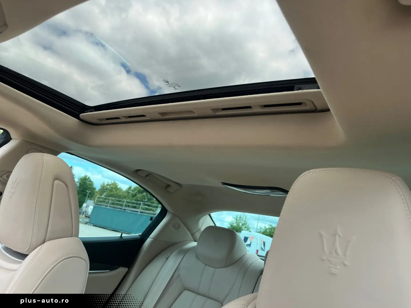 MASERATI Ghibli Modena Q4 MY23 CARBON-PACK   FUORISERIE