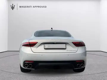 MASERATI GranTurismo 361 kW 3.0 V6 AWD Modena