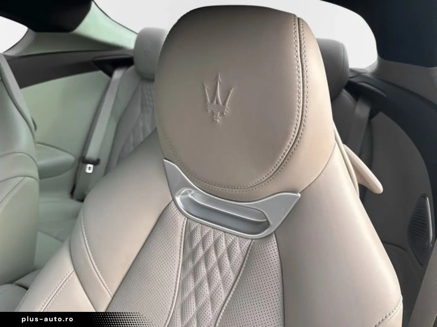 MASERATI GranTurismo 361 kW 3.0 V6 AWD Modena