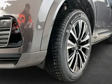 VOLVO XC90 T8 AWD Recharge Ultimate Dark