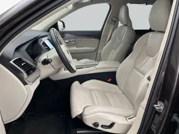 VOLVO XC90 T8 AWD Recharge Ultimate Dark
