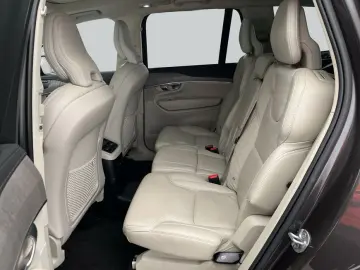 VOLVO XC90 T8 AWD Recharge Ultimate Dark
