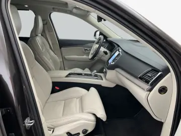 VOLVO XC90 T8 AWD Recharge Ultimate Dark