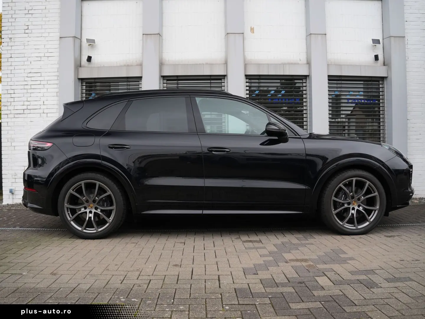 PORSCHE Cayenne E-Hybrid SPORTDESIGN-LUFTF-PANO-HUD-VOLL