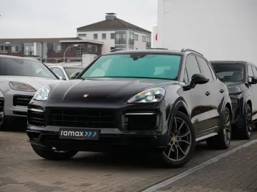 PORSCHE Cayenne E-Hybrid SPORTDESIGN-LUFTF-PANO-HUD-VOLL