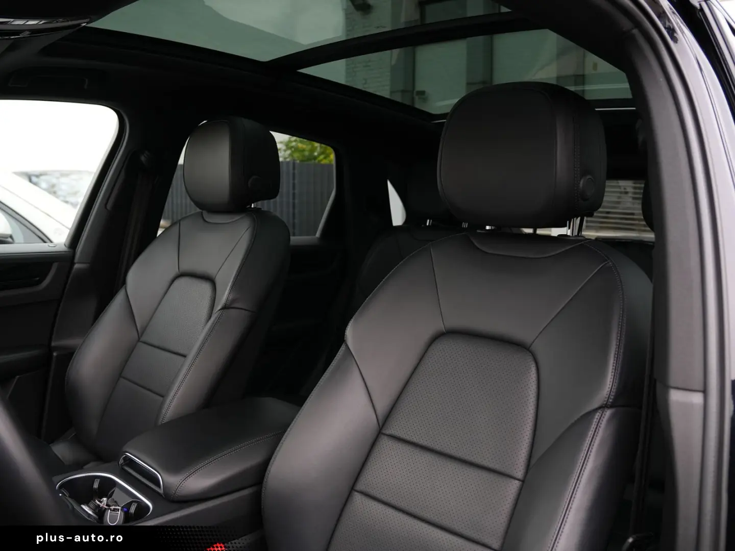 PORSCHE Cayenne E-Hybrid SPORTDESIGN-LUFTF-PANO-HUD-VOLL