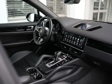 PORSCHE Cayenne E-Hybrid SPORTDESIGN-LUFTF-PANO-HUD-VOLL