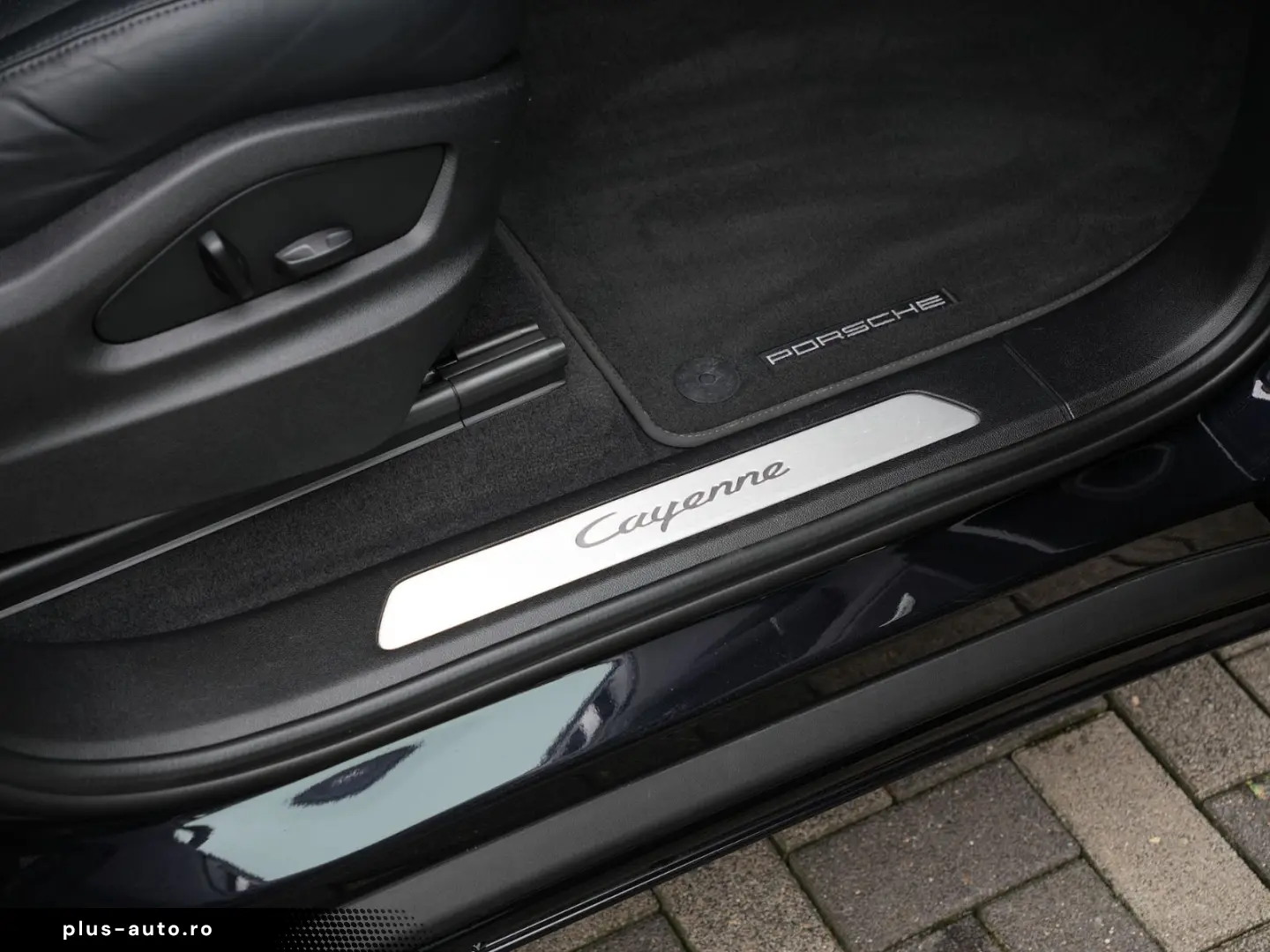 PORSCHE Cayenne E-Hybrid SPORTDESIGN-LUFTF-PANO-HUD-VOLL
