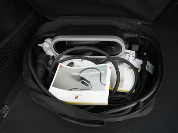 PORSCHE Cayenne E-Hybrid SPORTDESIGN-LUFTF-PANO-HUD-VOLL