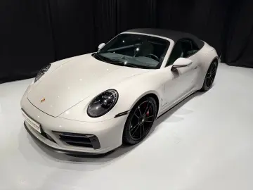 PORSCHE 911 992 CARRERA GTS CABRIO LED-MATRIX 360 BOSE