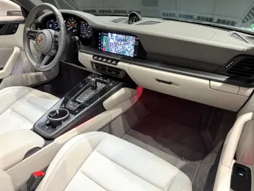 PORSCHE 911 992 CARRERA GTS CABRIO LED-MATRIX 360 BOSE