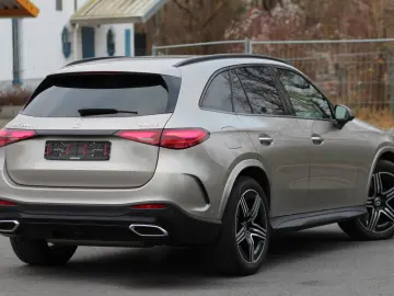 MERCEDES-BENZ GLC 200 4Matic AMG Leder-Nappa PANO KAMERA AHK