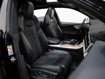 AUDI SQ8 4.0 TFSI QUATTRO B&O PANO SOFT