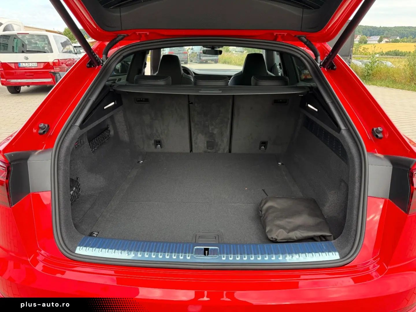 AUDI SQ8 TFSI  STANDHEIZUNG AHK PANO B&O HUD