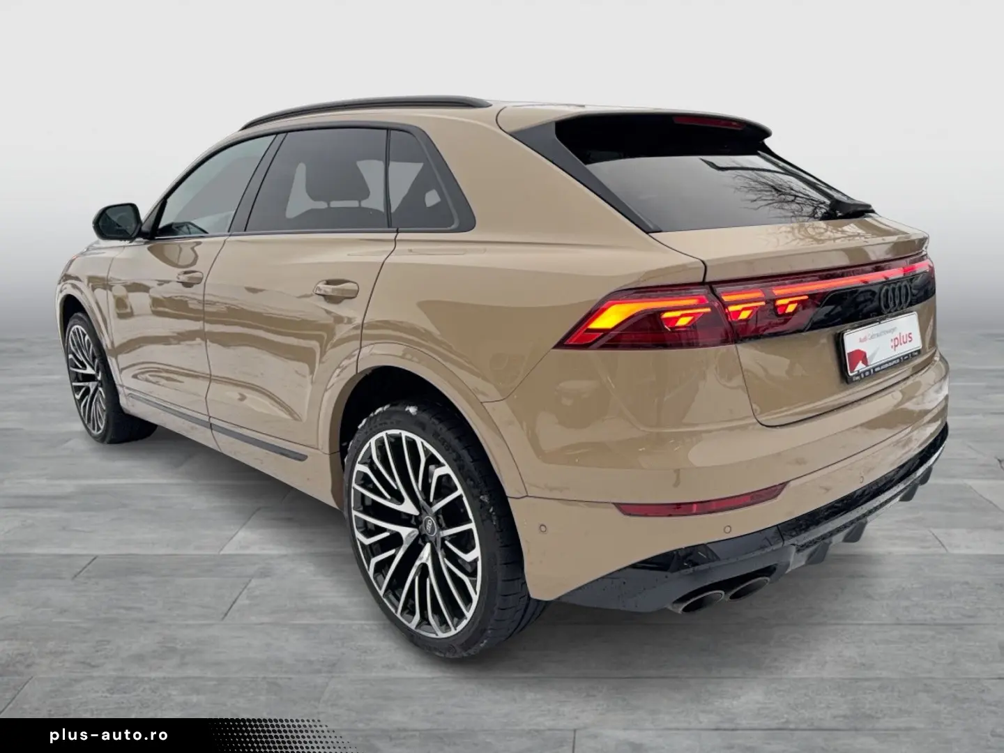 AUDI SQ8 TFSI Black  Laser Night Pano STHZ HuD AHK 360