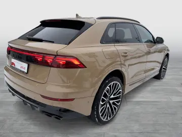 AUDI SQ8 TFSI Black  Laser Night Pano STHZ HuD AHK 360