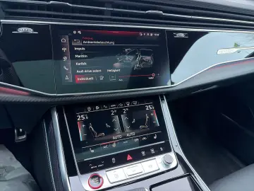 AUDI SQ8 TFSI Black  Laser Night Pano STHZ HuD AHK 360