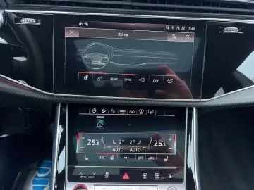 AUDI SQ8 TFSI Black  Laser Night Pano STHZ HuD AHK 360