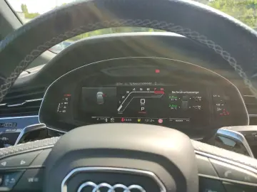 AUDI RS Q8 Navi Matrix Alu AHK B&O HUD PDC Virtual Co