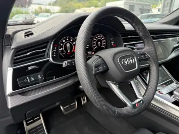 AUDI RS Q8 TFSI quattro  Pano  AHK