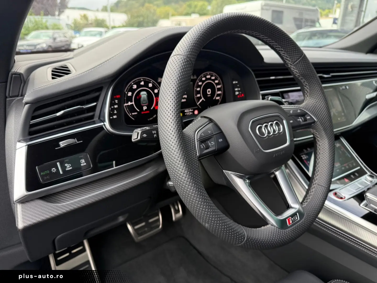 AUDI RS Q8 TFSI quattro  Pano  AHK