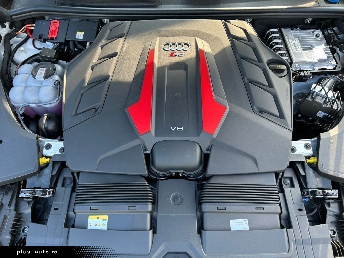 AUDI RS Q8   quattro Full