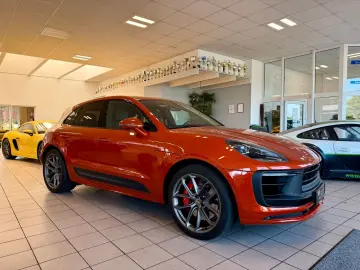 PORSCHE Macan GTS Panorama AHK SportChrono 21Zoll 360